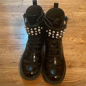 Geox size 33 girls boots in EUC